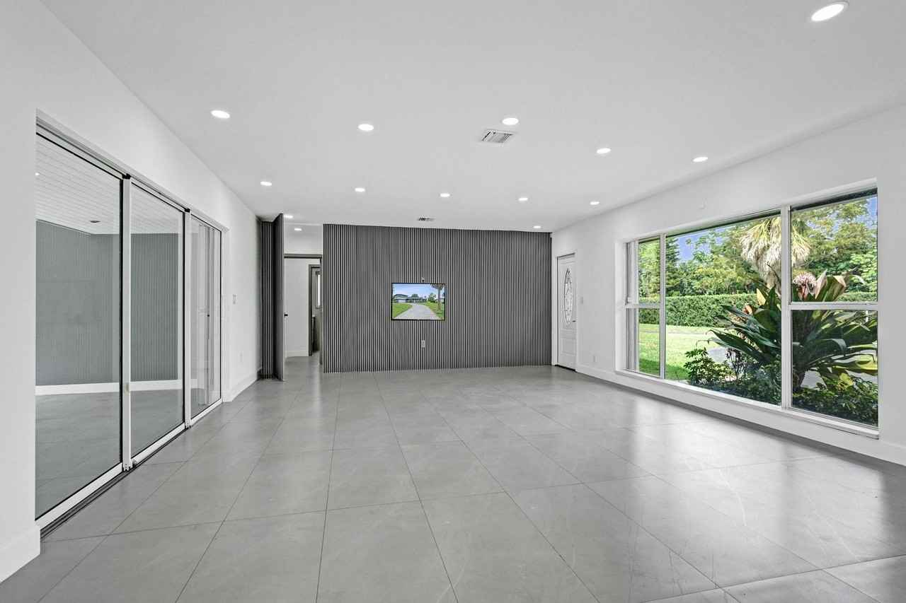 6700 E Tropical Way #1 - Photo 7 of 50