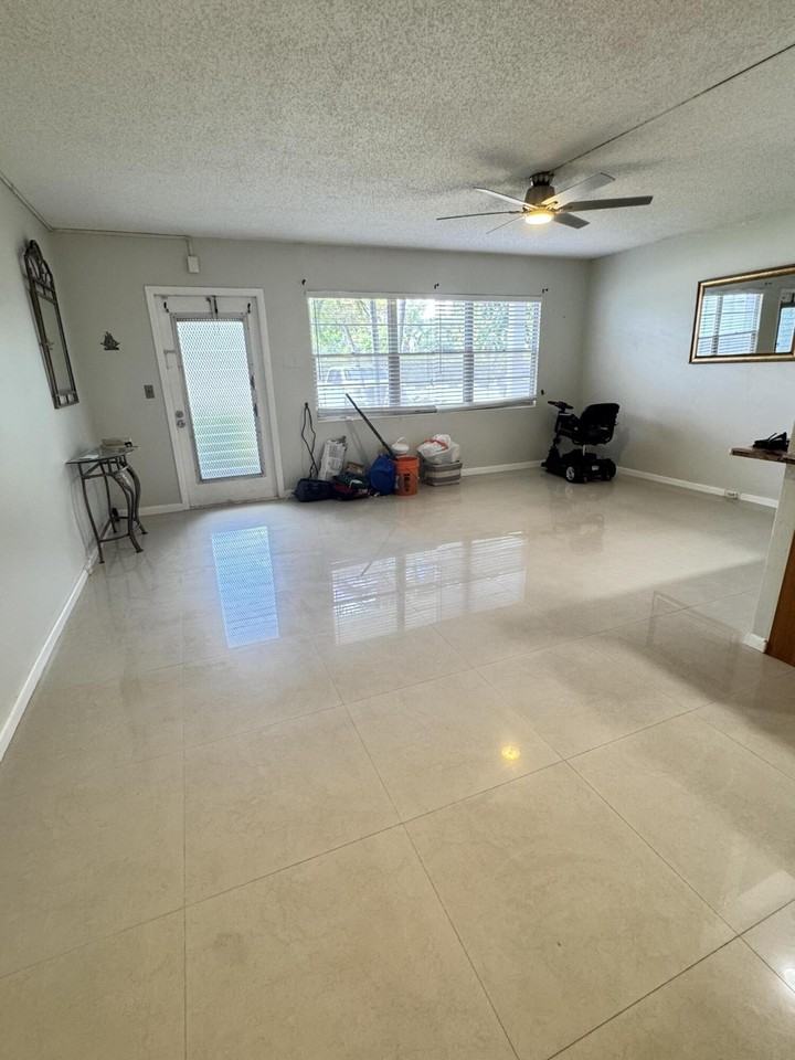 1036 Harwood D #1036 - Photo 2 of 22