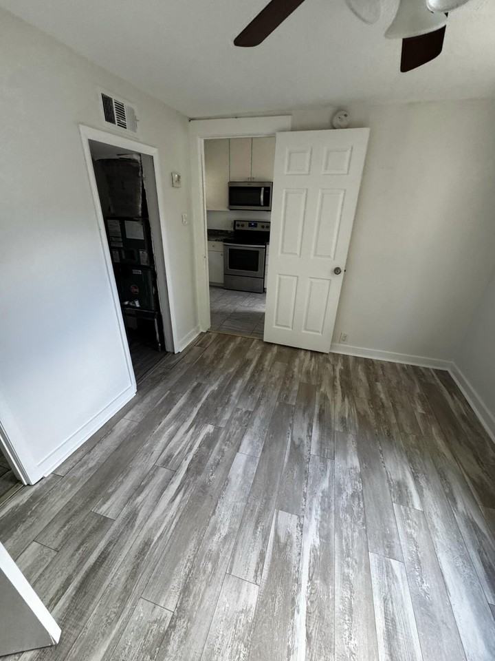 315 N K St #1 - Photo 6 of 10