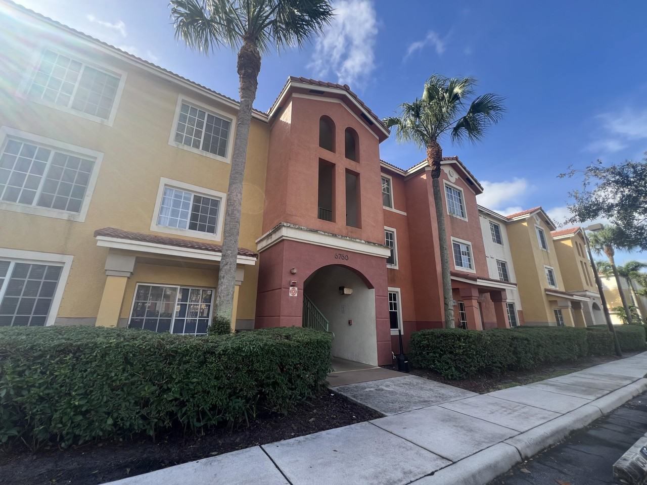 6760 Heritage Grande #6302 - Photo 4 of 21