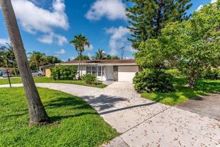 314 E Gateway Blvd - Photo 1 of 1