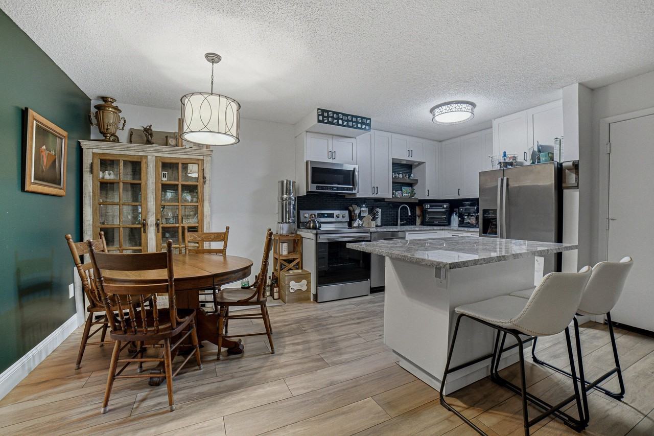 9412 S Belfort Cir #115 - Photo 4 of 23