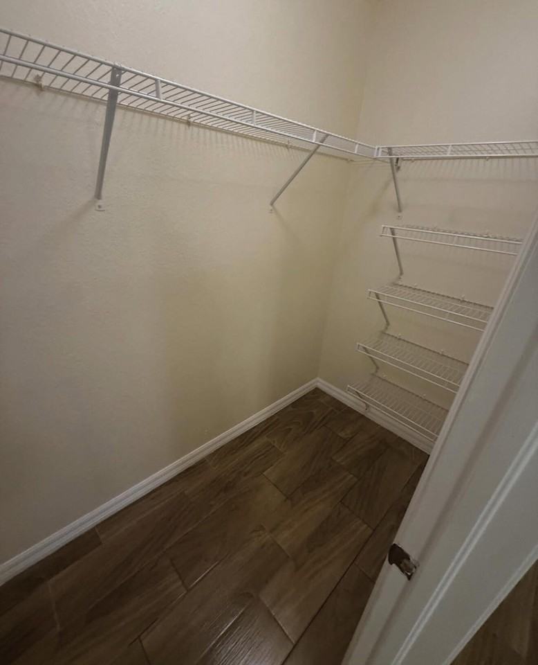 5008 S Obispo Cir - Photo 5 of 8