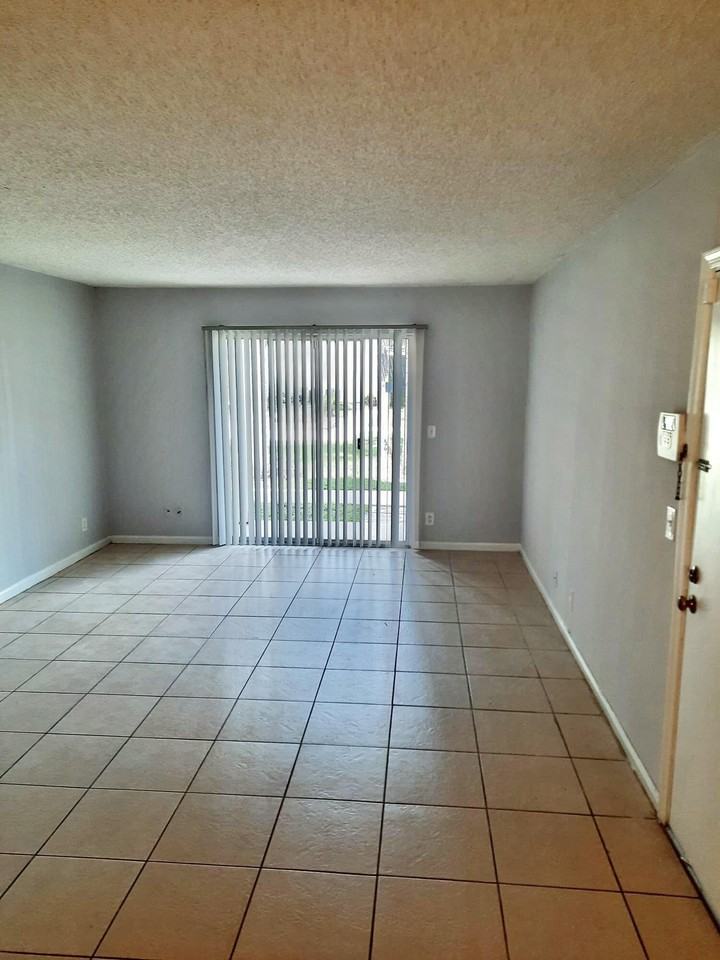 1500 N Congress Ave #B47 - Photo 4 of 37