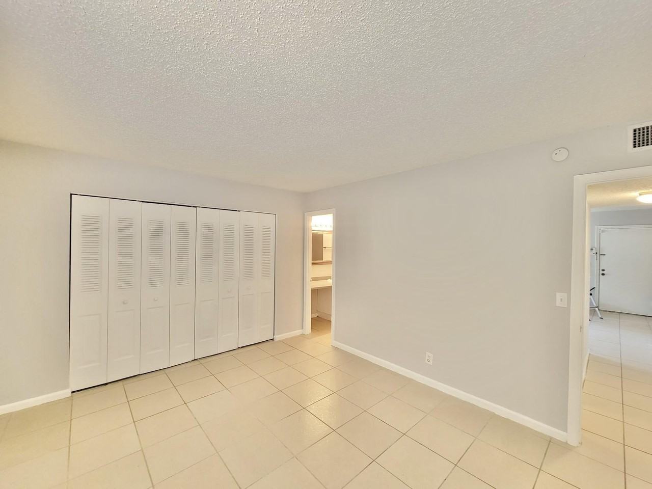 1500 N Congress Ave #B47 - Photo 6 of 37