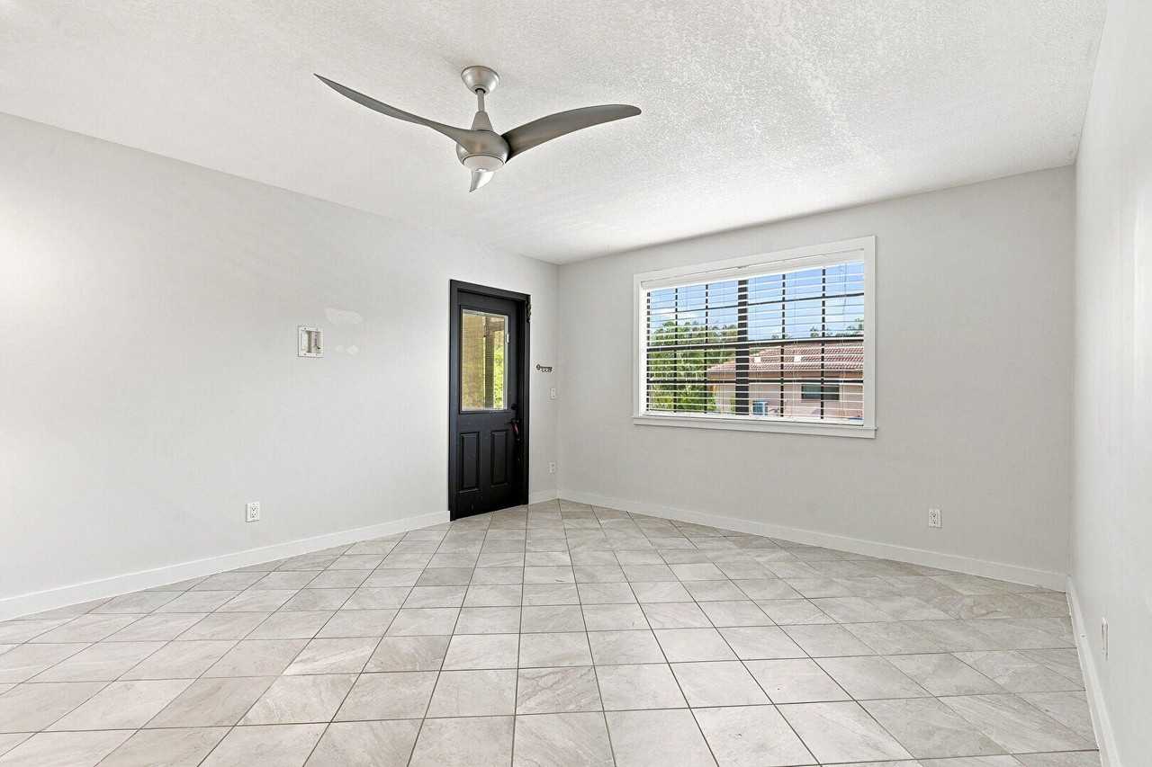 2480 Se Garden Ter #507 - Photo 4 of 25