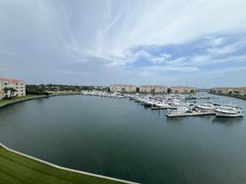 13 Harbour Isle Dr W #PH02 - Photo 1 of 1