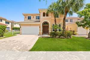 featured image of 19389 Sw 64th St