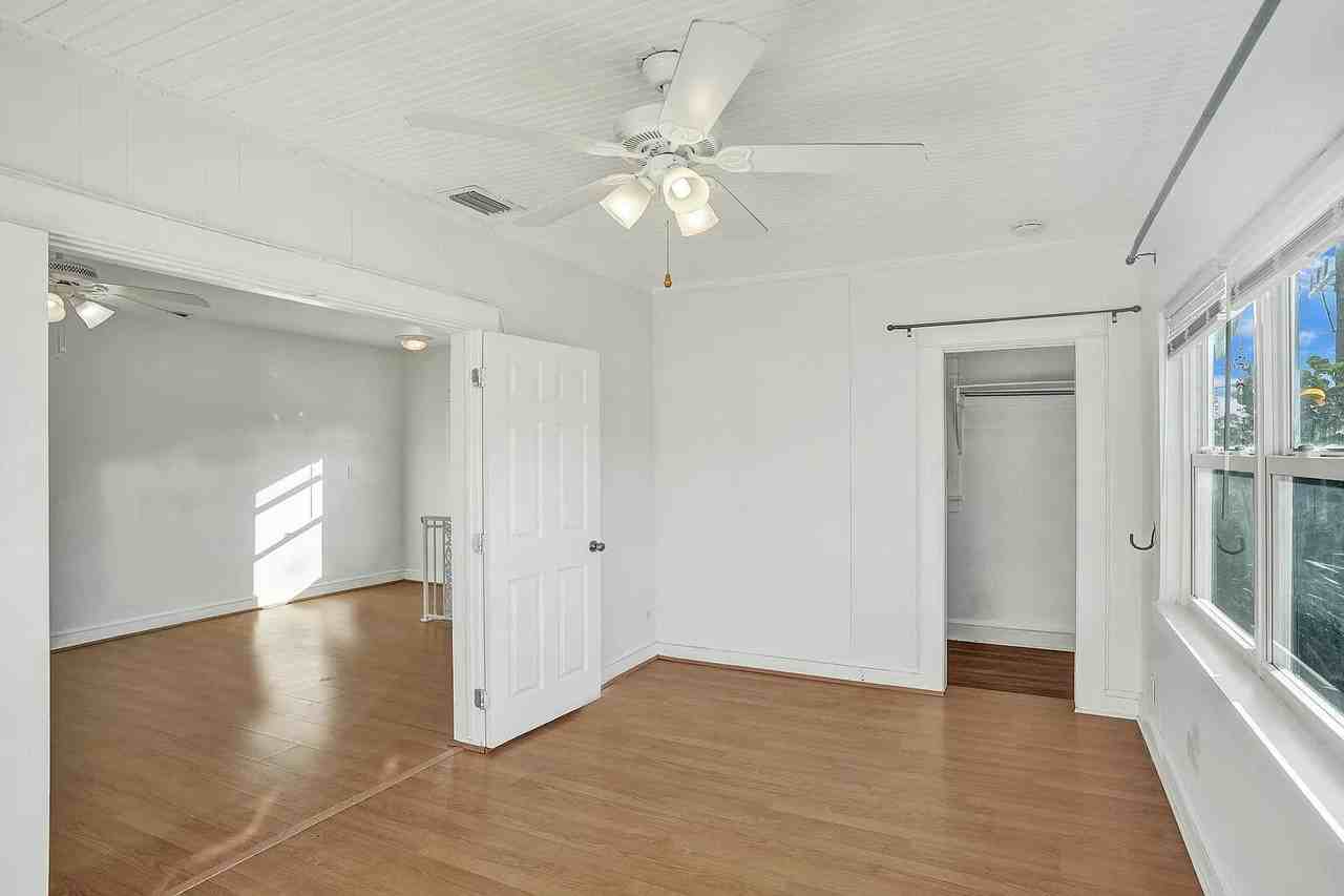 420 3rd Ave S - Photo 3 of 10