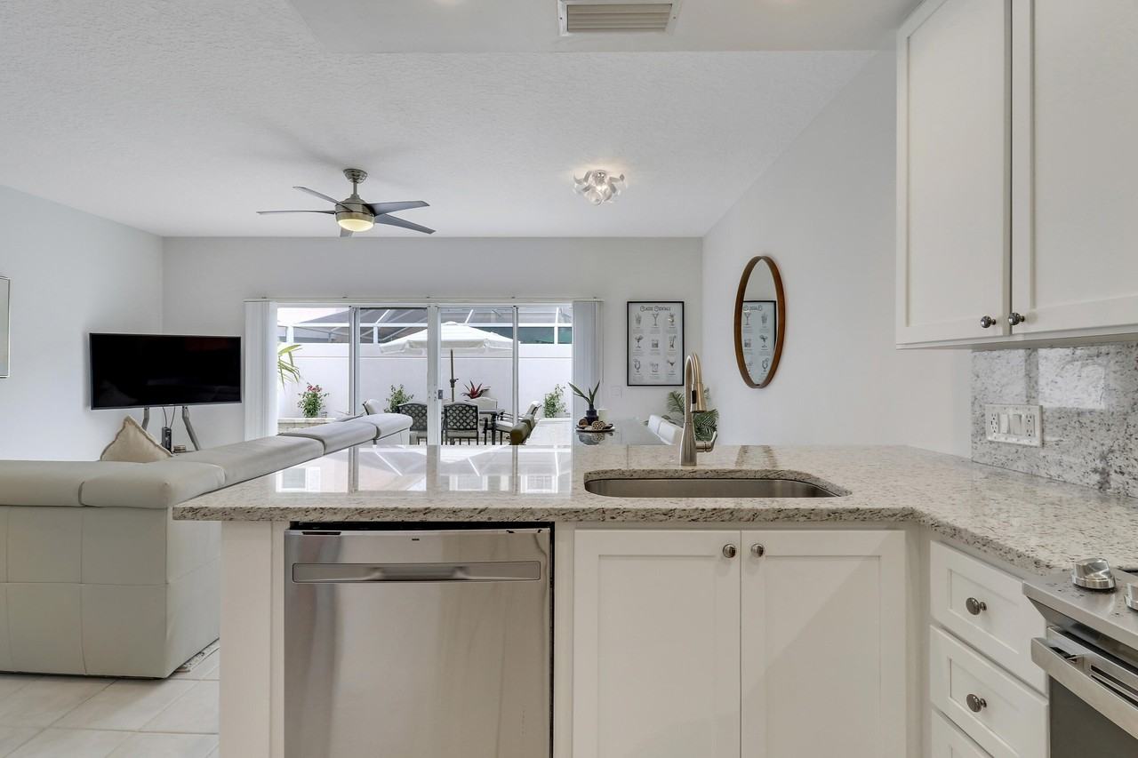 73 Laurel Oaks Cir - Photo 6 of 48