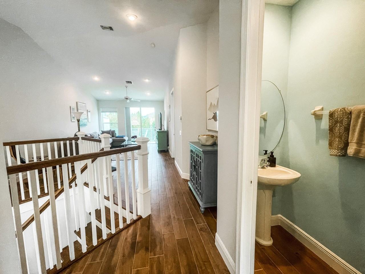 8402 Mulligan Cir - Photo 7 of 24
