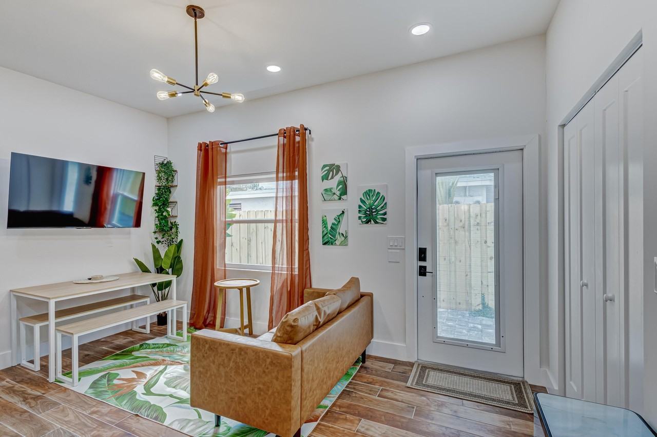 721 Franklin Rd - Photo 5 of 36