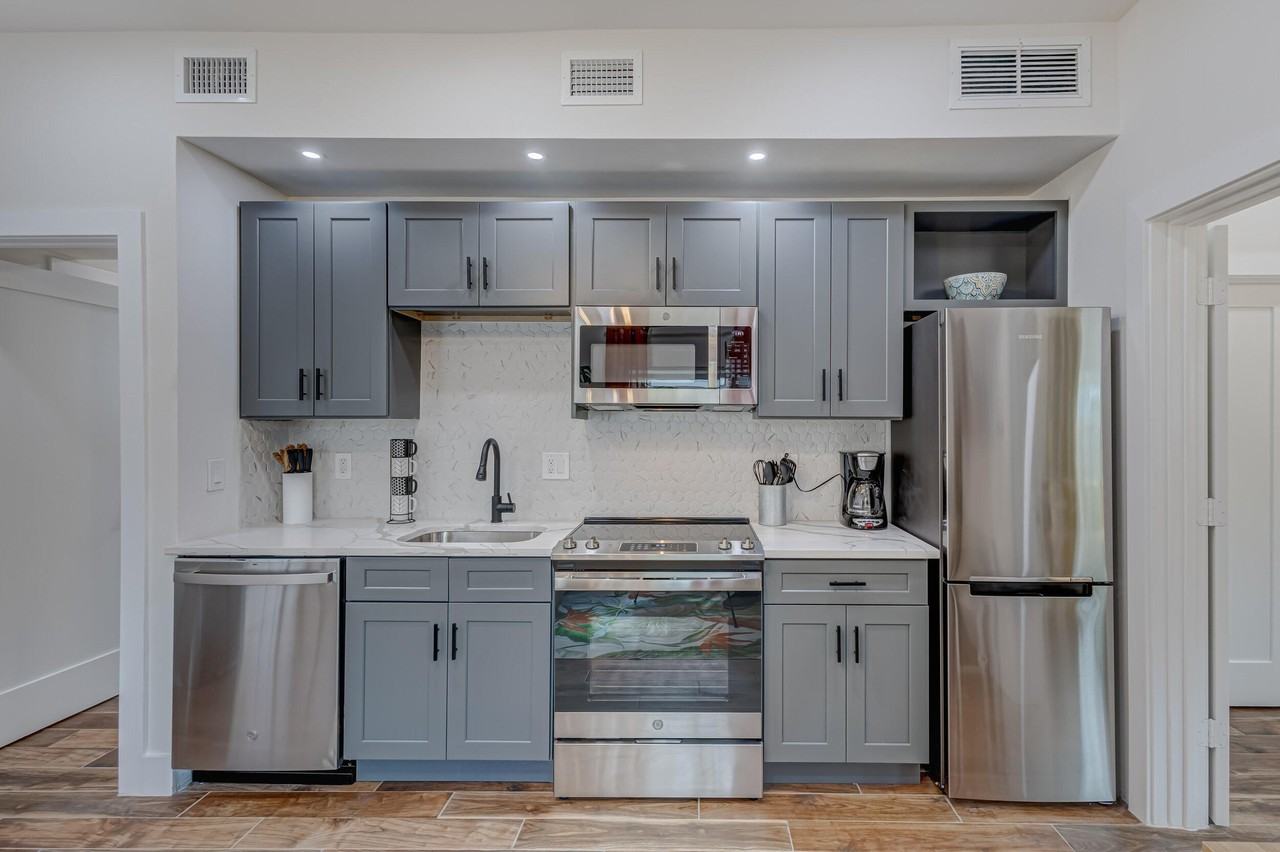 721 Franklin Rd - Photo 6 of 36
