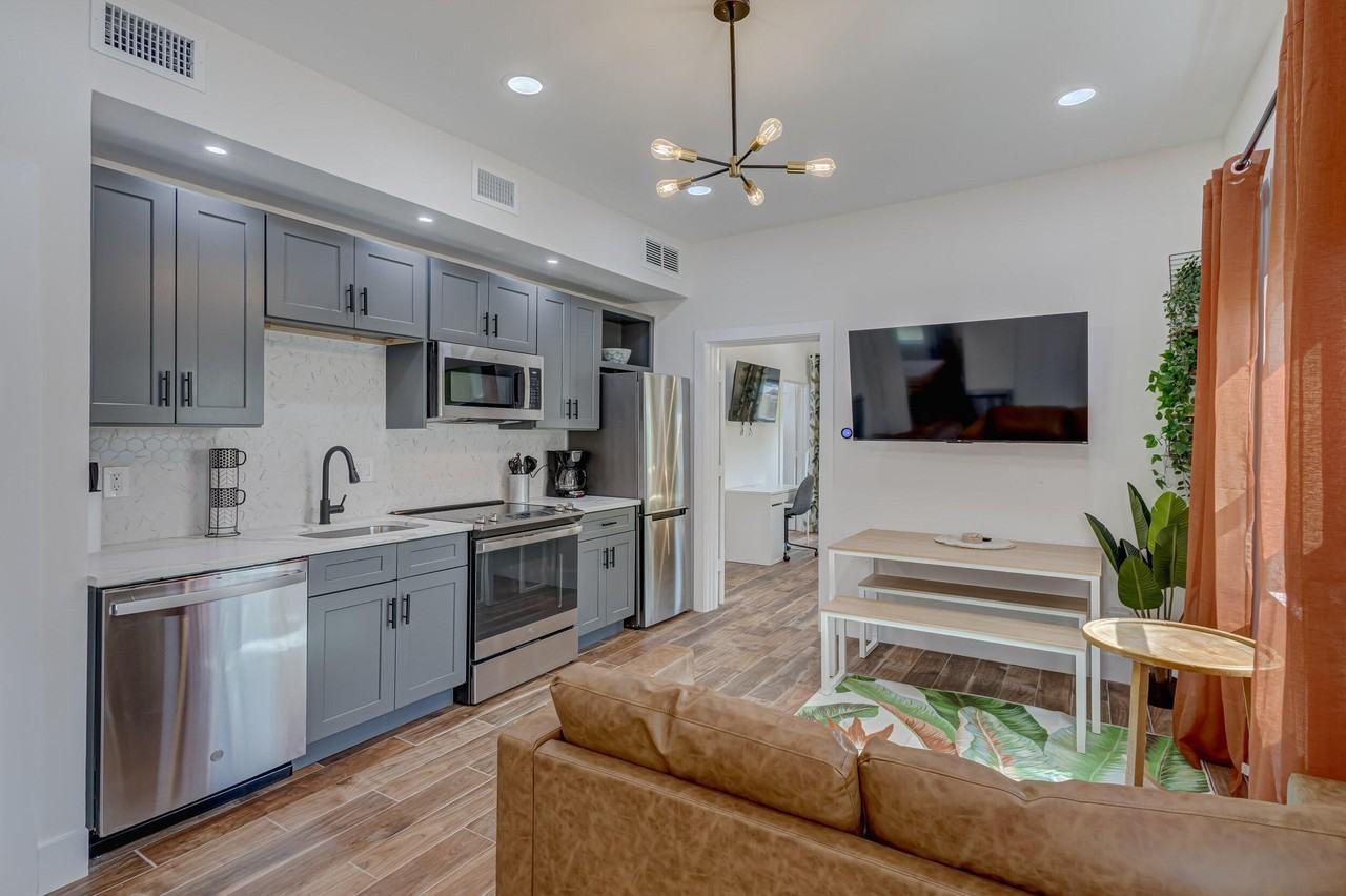 721 Franklin Rd - Photo 7 of 36