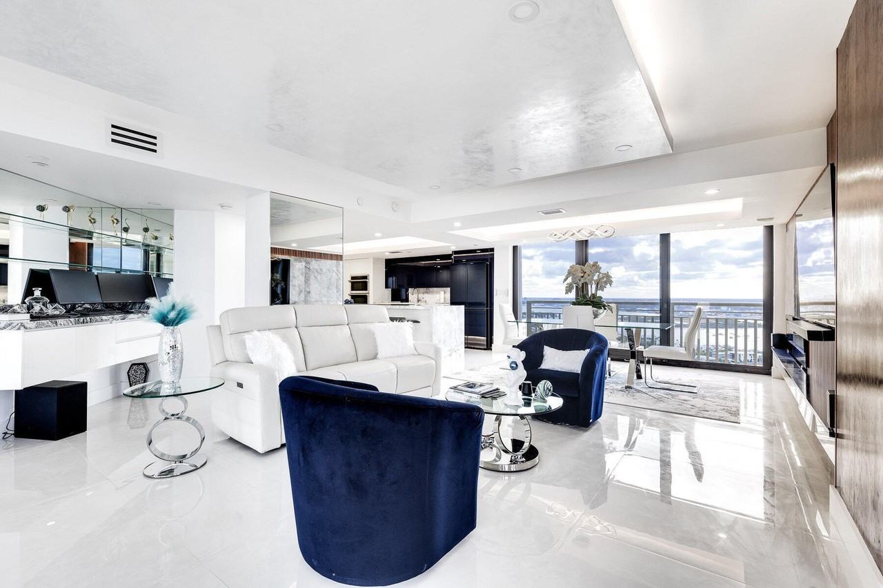 3000 N Ocean Dr #PHA - Photo 2 of 40