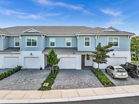 556 Sanderling Cir - Photo 1 of 1