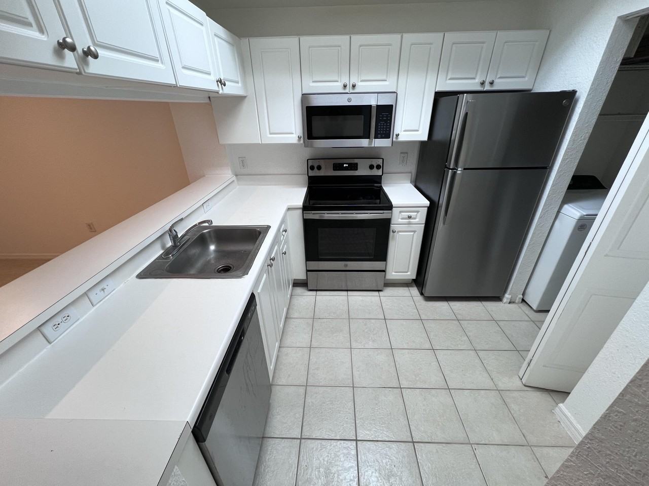 2812 Grande Pkwy #301 - Photo 4 of 24
