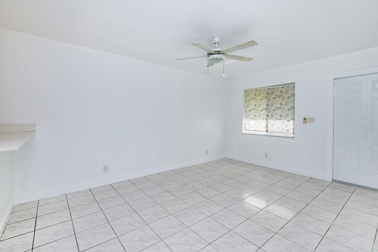 2501 Taylor St #C - Photo 5 of 21