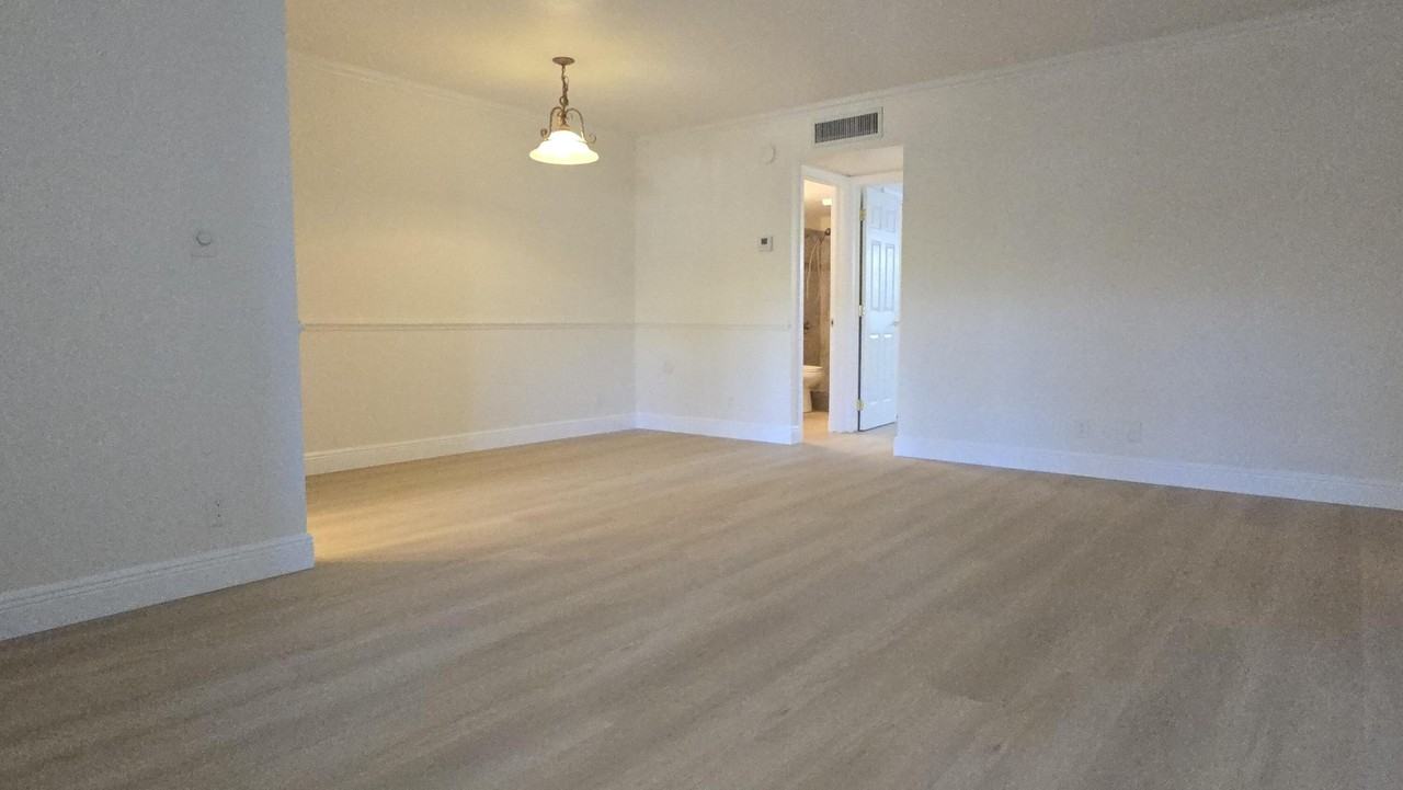 1965 Se 5th Ct #104 - Photo 3 of 18