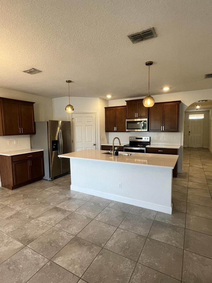 3280 Roxbury Pl Sw - Photo 7 of 28