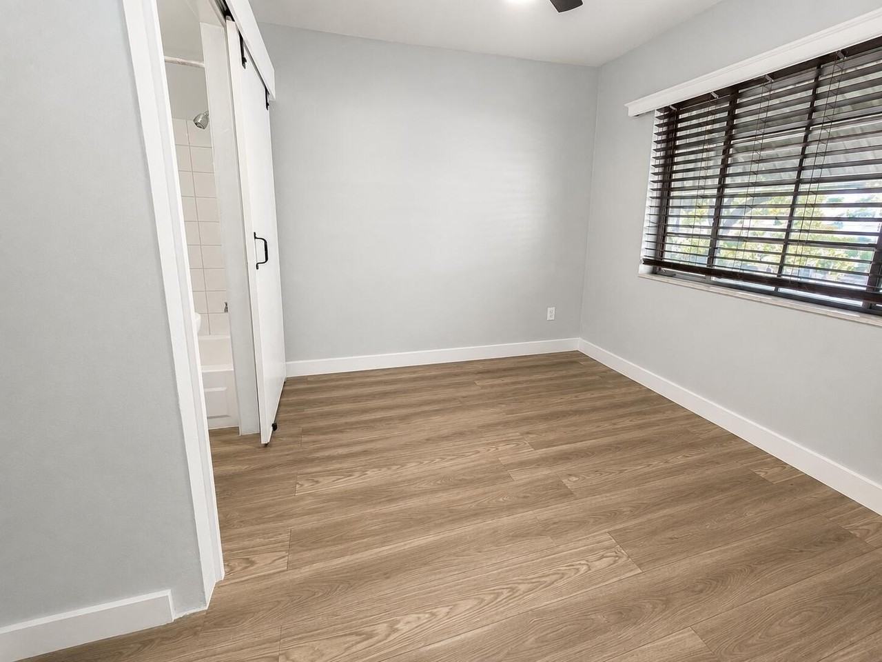 1859 Buchanan St #3 - Photo 7 of 8