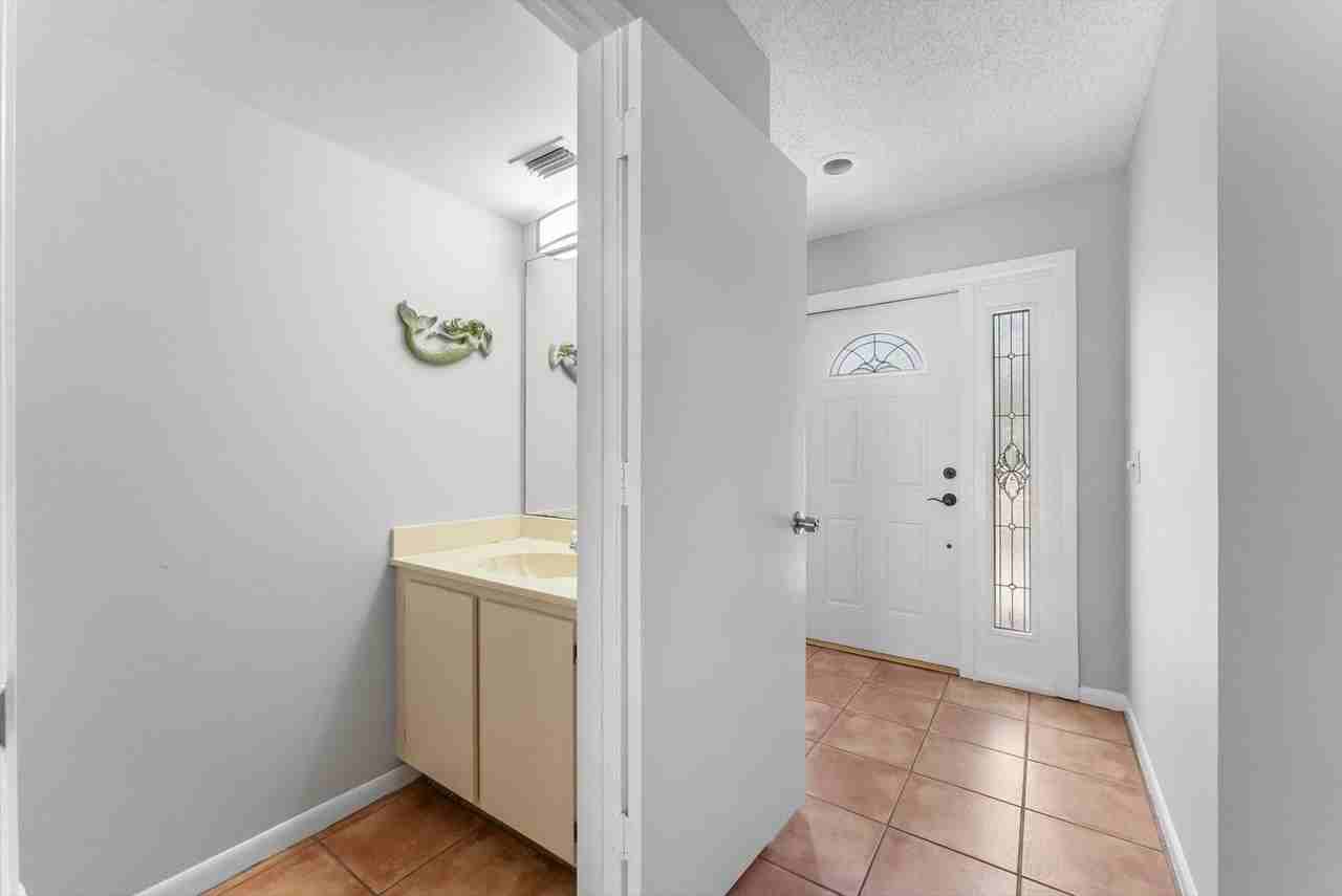 6175 Riverwalk Ln #4 - Photo 4 of 46