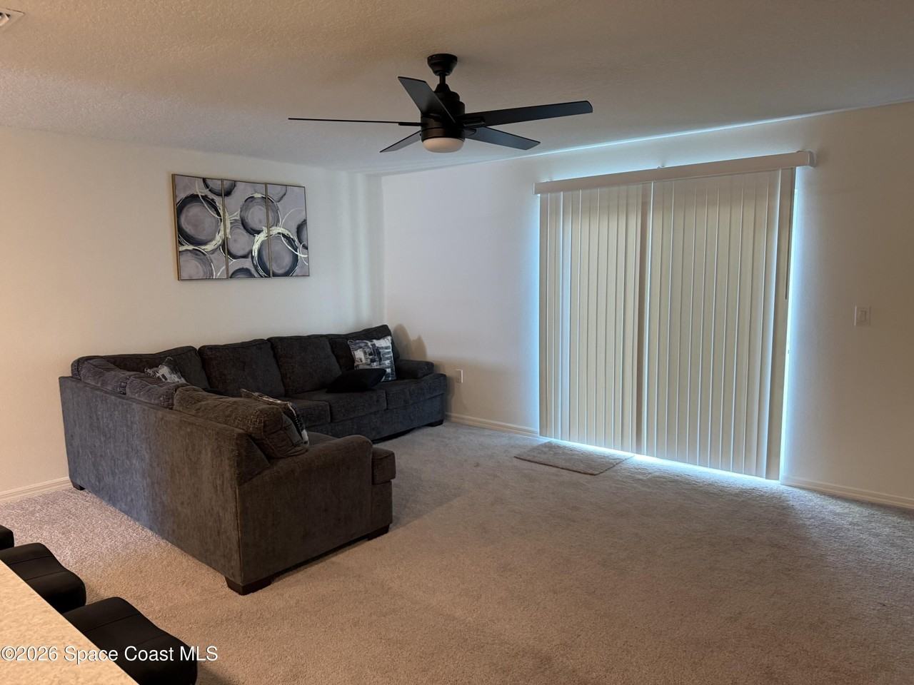 593 Haleybury St Sw - Photo 3 of 13