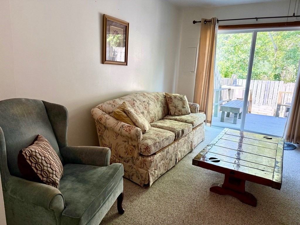 7227 Oak Ridge Pl - Photo 2 of 10
