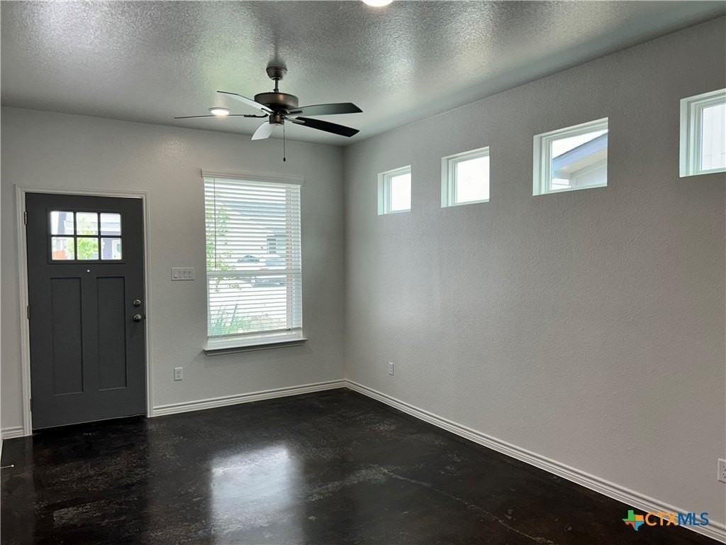 315 Riptide Rd #A - Photo 5 of 17