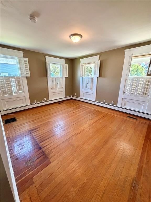 1561 Cranston St #1 - Photo 7 of 20