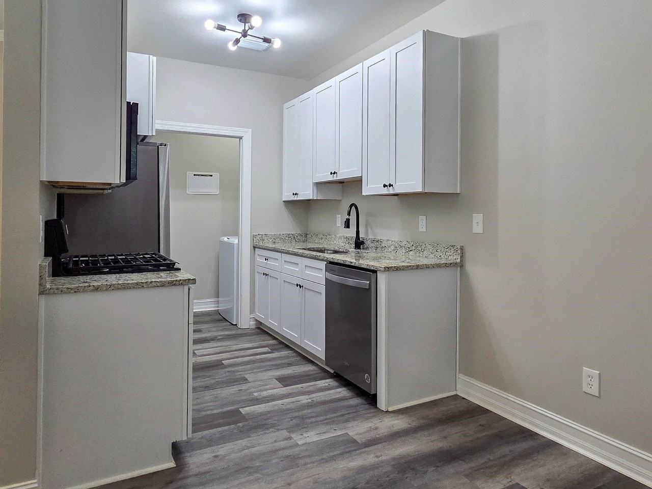 3397 Jim Lee Rd - Photo 7 of 35
