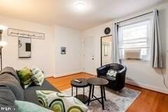 1103 16th St Ne #B - Photo 2 of 16