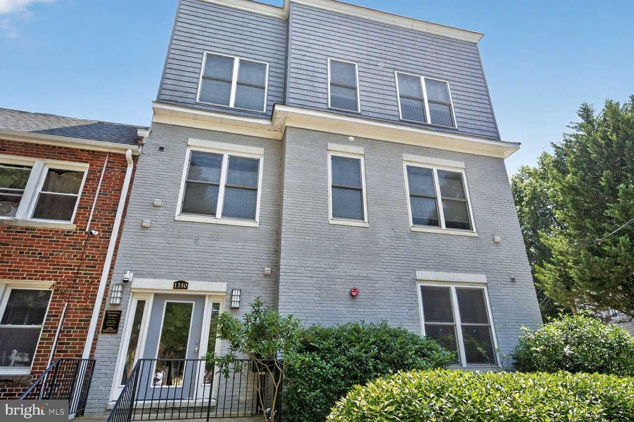 1350 Nicholson St Nw #B01 - Photo 2 of 15
