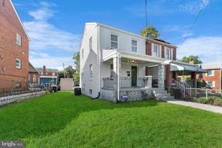 1811 T Pl Se - Photo 1 of 1