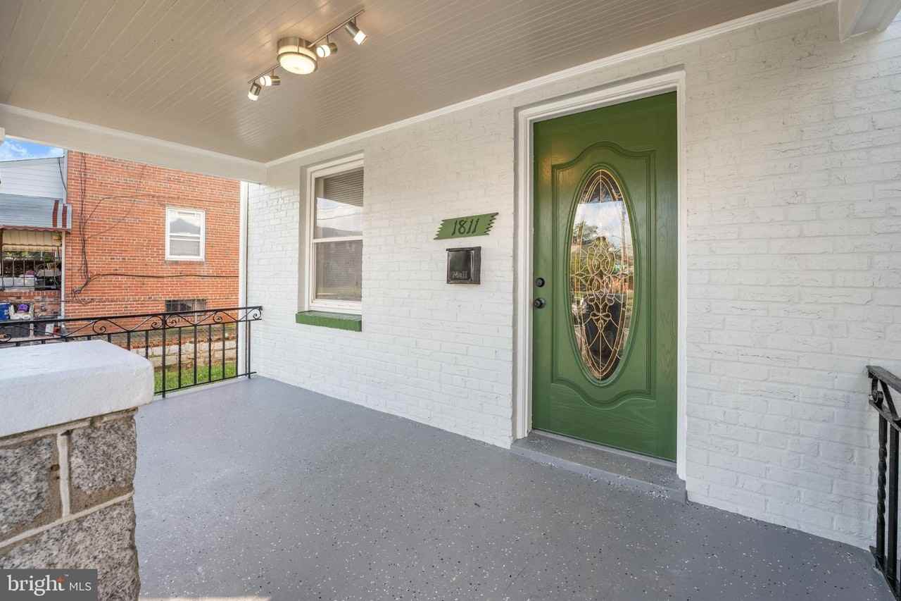 1811 T Pl Se - Photo 6 of 35