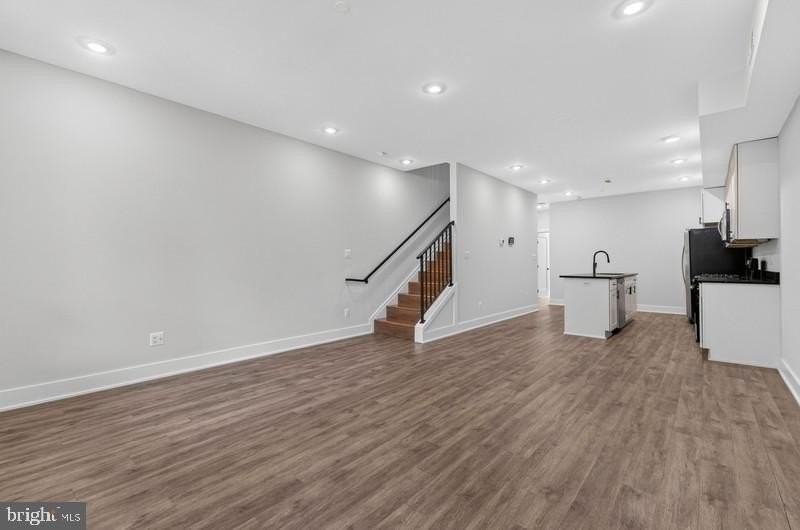 213 Seaton Pl Ne #2 - Photo 7 of 34