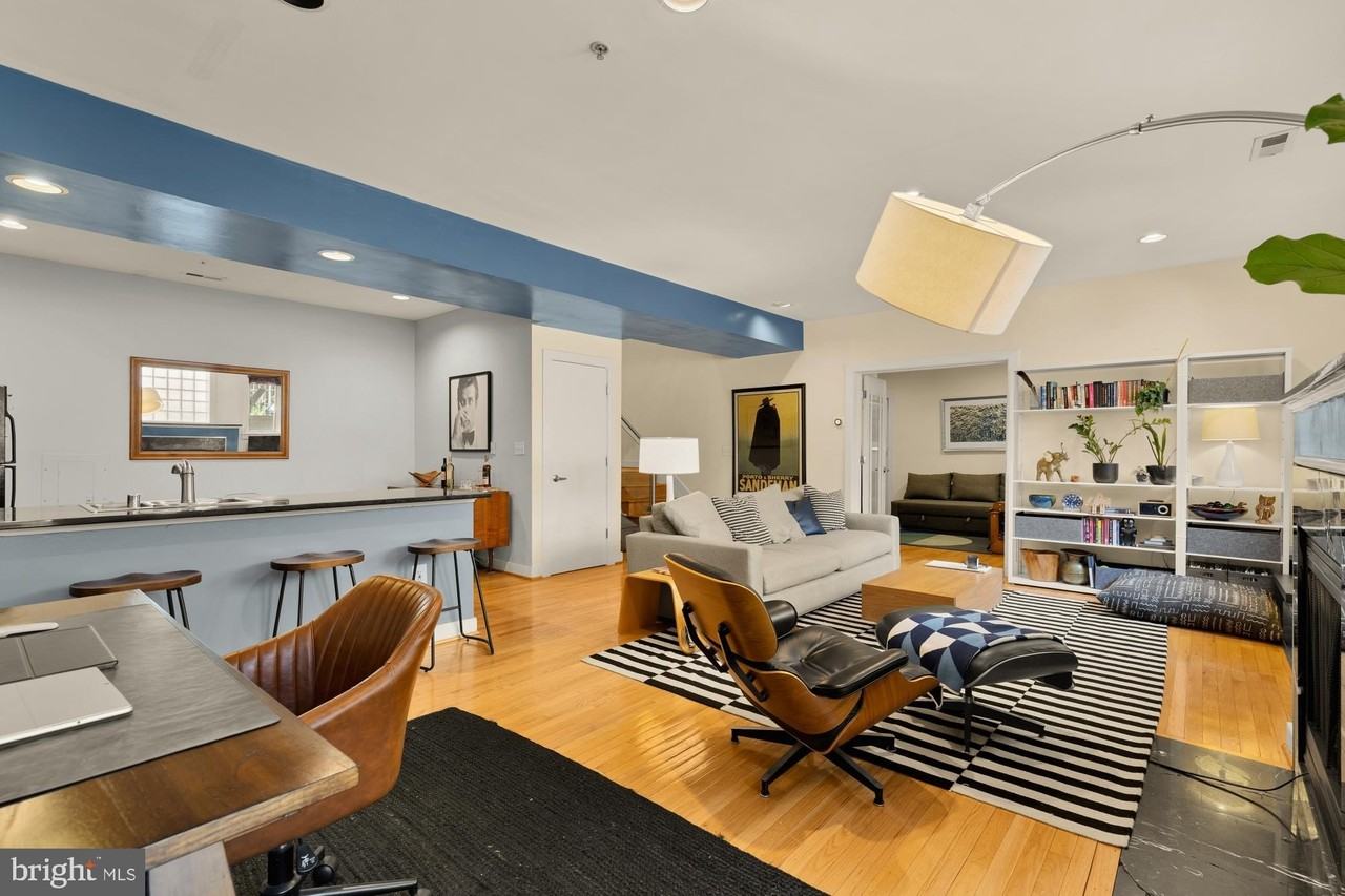 2363 Champlain St Nw #3 - Photo 5 of 30