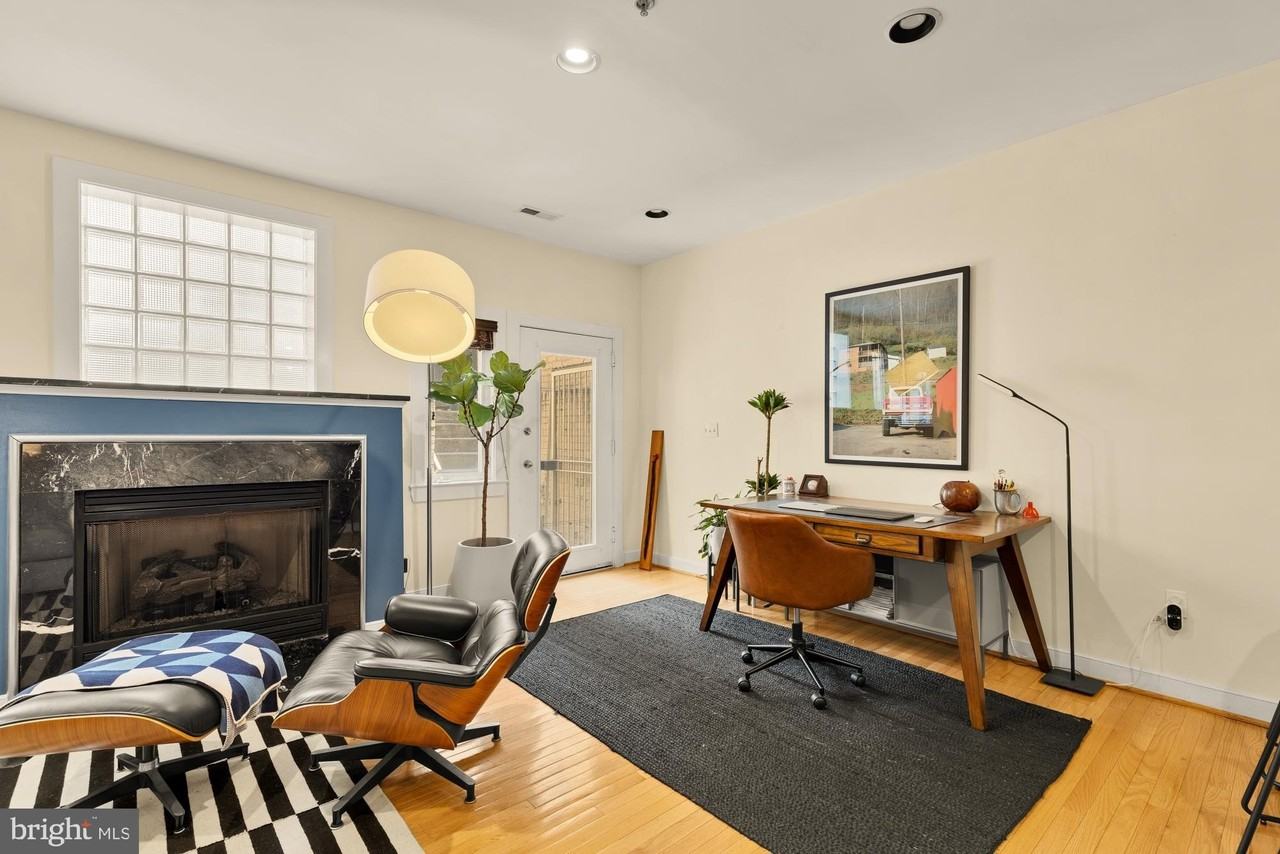 2363 Champlain St Nw #3 - Photo 6 of 30