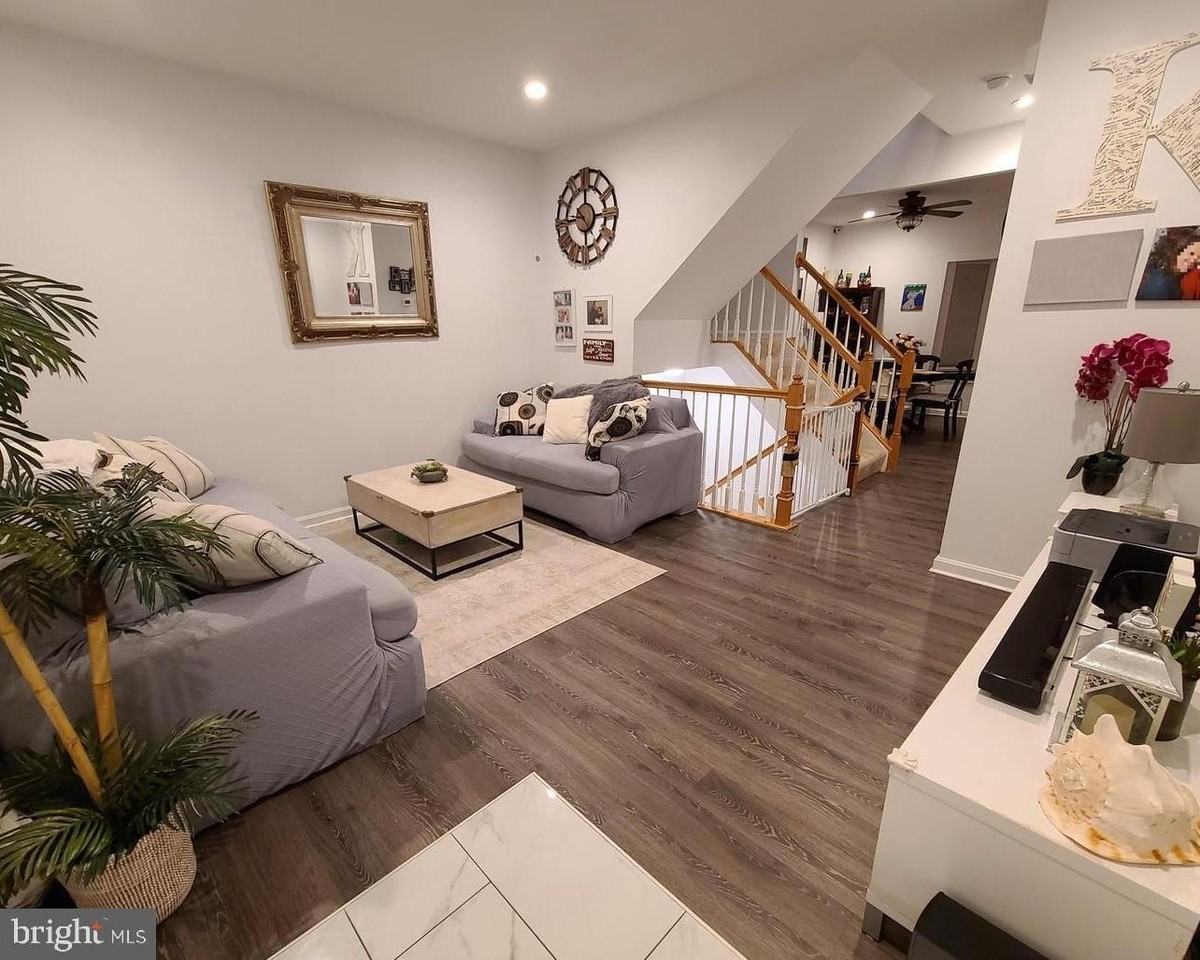 133 Myrtle Ave - Photo 3 of 35