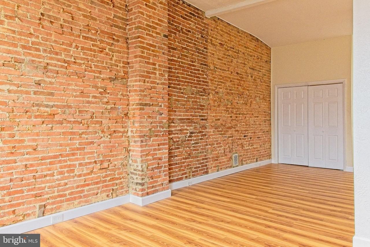 1735 Park Ave Apt 3 - Photo 5 of 12