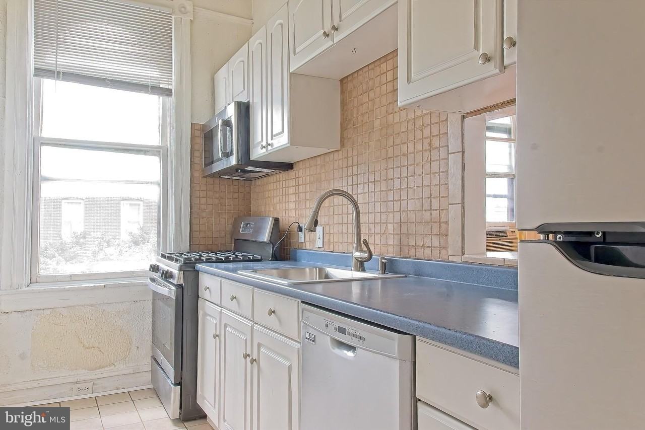 1735 Park Ave Apt 3 - Photo 7 of 12