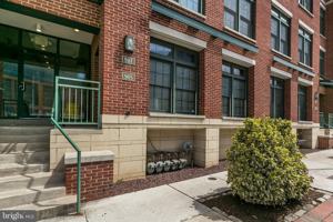 featured image of 905 S Caroline St #3