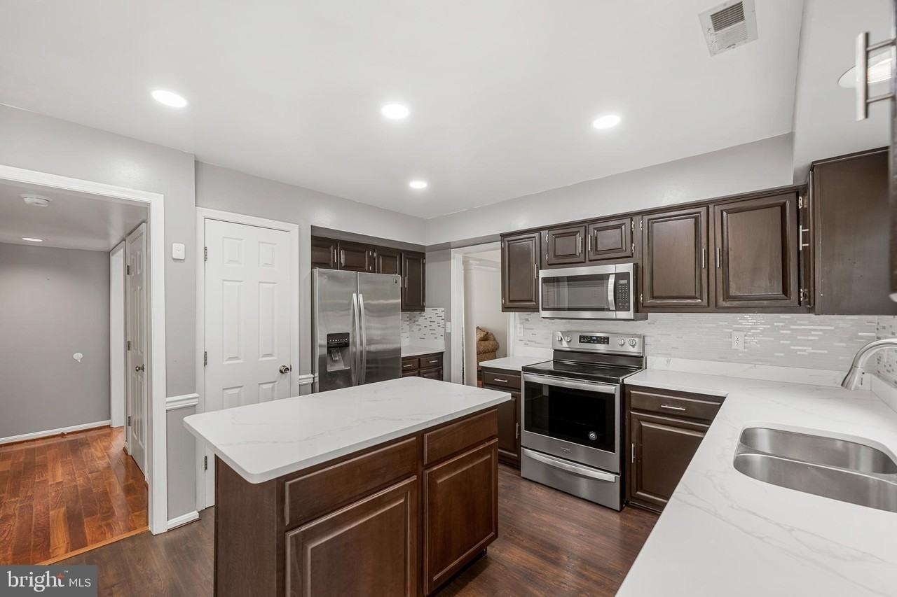 2985 Marsh Hawk Dr - Photo 3 of 36