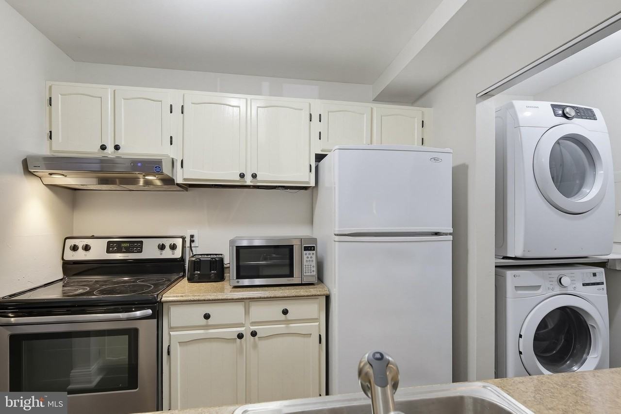 13123 Wonderland Way #13-135 - Photo 5 of 34