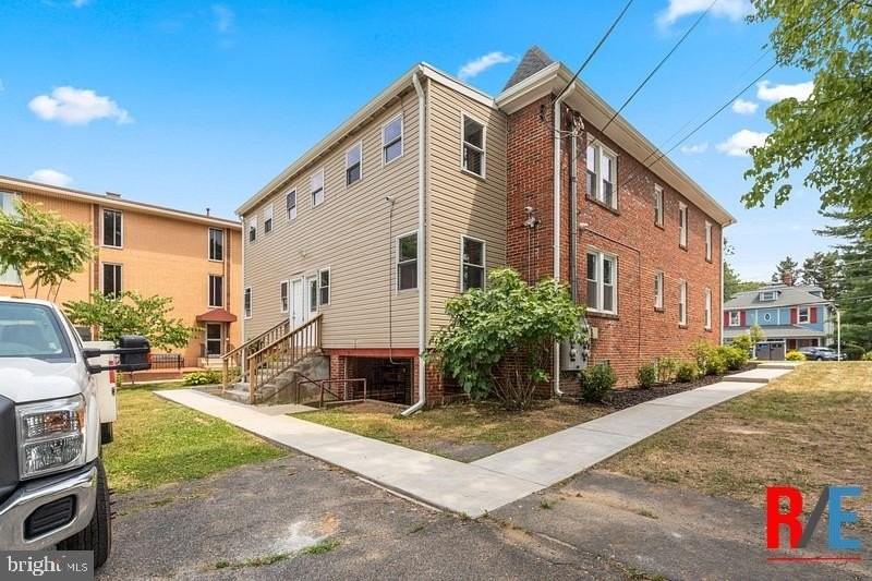 4100-UNIT 1 QUEENSBURY Road - Photo 4 of 24
