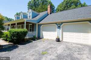 featured image of 11940 Galaxy Ln