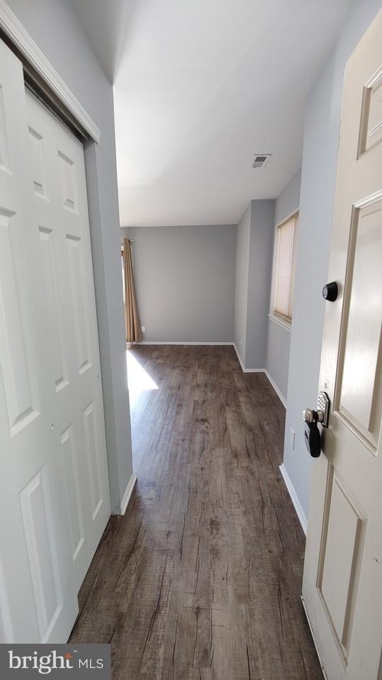 1602 Britton Pl - Photo 2 of 11