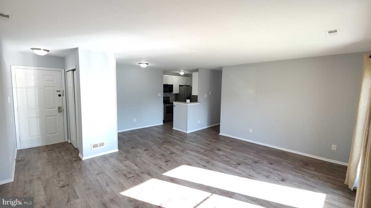 1602 Britton Pl - Photo 3 of 11