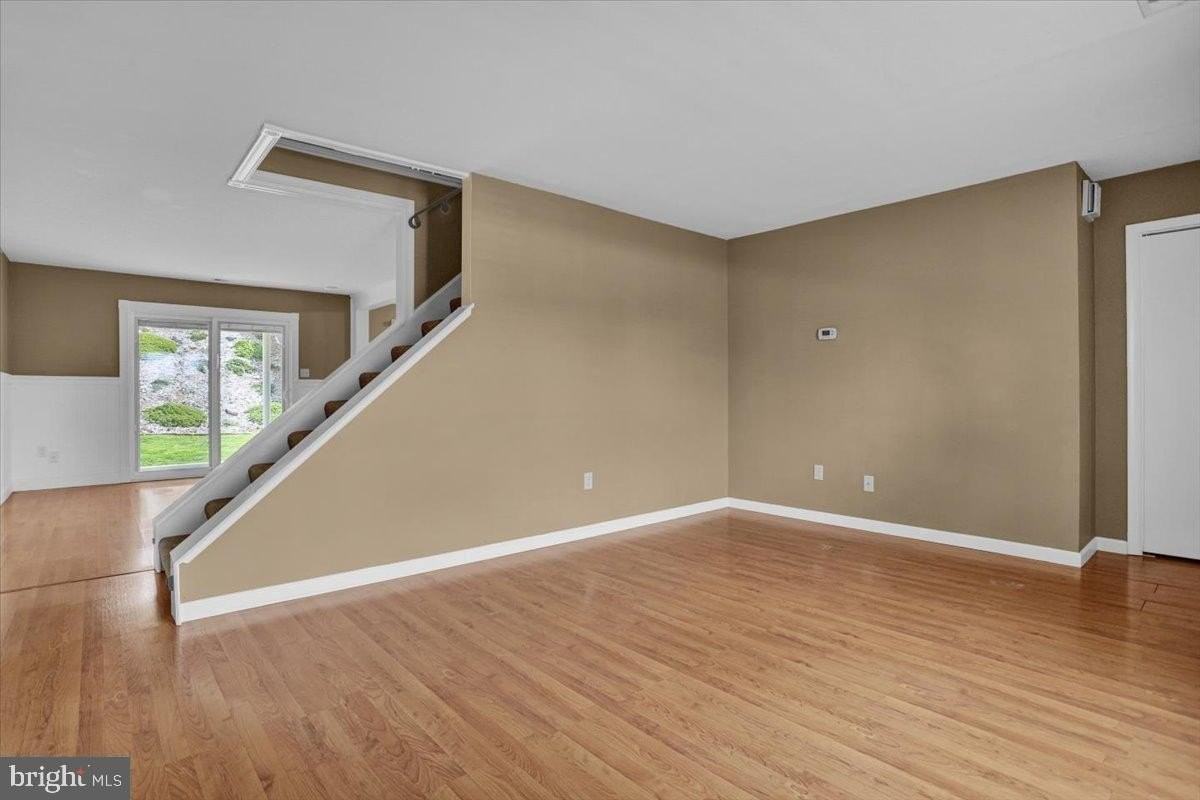 423 S 5th St - Photo 6 of 30