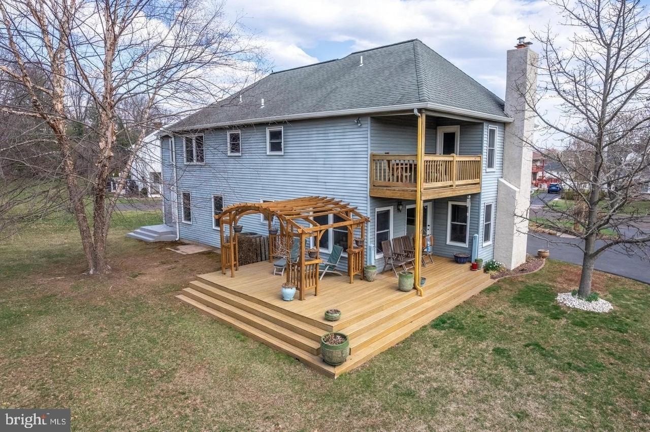 56 W Windrose Dr - Photo 4 of 50